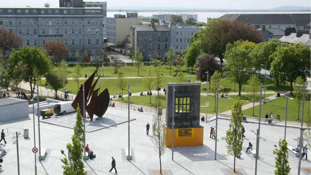 Eyre Square Hotel Galway Exterior foto